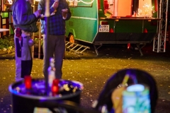 Hamburg, DEU, 30.11.2019:  Nachbarschaftliches Kulturcafe BOOTsWagen bei der Winterveranstaltung 8000K am Südpol an der Süderstrasse in den ehemaligen Gebäuden der Wasserwirtschaft

#Kulturcafe #BOOTsWagen #Südpol #8000k #BOOTHamburg #Ameisevinyl #einBOOTfürdieBille #jetztwirdsernst #mittemachen #WirHammSüd

| Hamburg, GER, 30.11.2019:  Neighborhood culture cafe BOOTsWagen at the winter event 8000K at the South Pole on the Suederstrasse in the former buildings of the water management

copyright: Till Reynold fuer Malzkornfoto, www.malzkornfoto.de