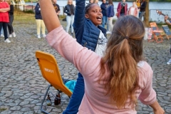 Hamburg, DEU, 08.08.2019:  Nachbarschaftliches Kulturcafe BOOTsWagen auf dem Loeschplatz am Billebecken in Hamburg Hamm Sued. Rasenkonzert der Punkrock-band Umabeya.

#Kulturcafe #BOOTsWagen #Billebecken #Rasenkonzert #Umabeya  #BOOTHamburg #Osterbrooklyn #OBKLYN #OBKLYN19 #einBOOTfuerdieBille #WirHammSüd #Löschplatz #StefanMalzkorn #Malzkorn #Malzkornfoto #Malzkornsrocknroll

ACHTUNG HONORARPFLICHTIG – KEIN VERTRAGSFOTOGRAF

| Hamburg, GER, 08.08.2019: Neighborhood culture cafe BOOTsWagen on the Loeschplatz at the Bille basin in Hamburg Hamm south. Lawn concert of the Punkrock-band Umabeya.|

[copyright: Stefan Malzkorn, Steinbeker Strasse 14, 20537 H a m b u r g, Tel.: +49-40-345402; www.malzkornfoto.de  malzkorn@malzkornfoto.de , Kontoverbindung bitte beim Fotografen erfragen - Banking Link: please get in touch with us for our banking details. www.freelens.com/clearing, Steuer-Nr: 42/152/01106 Finanzamt Hamburg am Tierpark, KSK-Nr. 39040963M007. Verwendung nur gegen Namensnennung, Honorar und Beleg - Presseveroeffentlichungen in DEU zzgl. 7% Mwst auf grundlage der MFM; bei Verwendung des Fotos ausserhalb journalistischer Zwecke bitte Ruecksprache mit dem Fotografen halten. Soweit nicht ausdruecklich vermerkt werden keine Modellfreigabe-, Eigentums-, Kunst- oder Markenrechte eingeraeumt. Die Nutzungen erfolgt ausschliesslich auf Grundlage meiner unter  www.malzkornfoto.de/webseite_neu/agbs/agb_dt.pdf einsehbaren Allgemeinen Geschaftsbedingungen (AGB)  publication only with royalty payment, credit line, and print sample. Unless especially stated: no model release, property release or other third party rigths available. No distribution without our written permission.] [#0,26,121#]