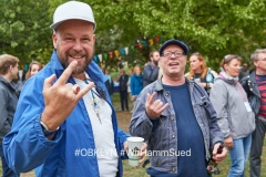 15.09.2018:  das zweite OSTERBROOKLYN – Festival auf dem Loeschplatz im Osterbrookviertel. Der Loeschplatz ist einer Gruenflaeche am Billebecken, am Ende des Hammer Deichs in Hamm Sued.
Am Festival beteiligte Bands kommen aus dem Stadtteil. Ihre Uebungsraeume liegen in den in der Umgebung liegenden Bunkern - in diesem Jahr mit Atomkind, Nasser Hund, Tijuana und Georg auf Lieder

#Atomkind #NasserHund #TijuanaBand #GeorgaufLieder #BOOTHamburg #Osterbrooklyn #OBKLYN #OBKLYN18 #einBOOTfuerdieBille #WirHammSüd #Löschplatz #StefanMalzkorn #Malzkorn #Malzkornfoto #Malzkornsrocknroll

15.09.2018: 2nd OSTERBROOKLYN – Festival on Loeschplatz in the Hamburg suburb Osterbrook, featuring music created in tneighbouring rehaersalrooms

copyright: Stefan Malzkorn, www.malzkornfoto.de