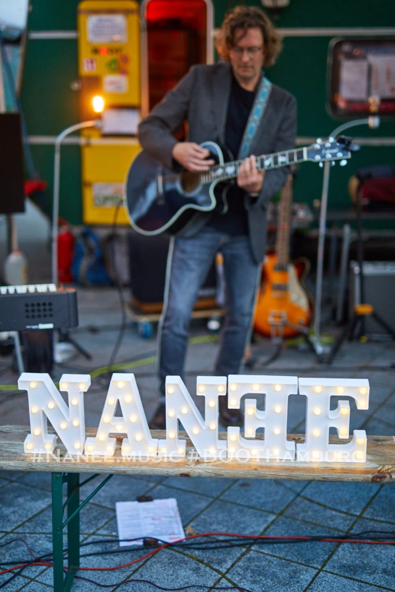 10.09.2020: Nanee,  Konzert am BOOTsWagen Kulturcafe