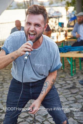 08.08.2019:  Nachbarschaftliches Kulturcafe BOOTsWagen feat. Punkrock-band Umabeya
